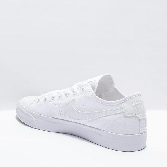 ✨NEW✨ Nike SB Skate Blazer Court White Low Top Skate Shoes Sneakers M 8.5 / W 10 main image 14